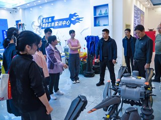 统战赋能、产教融合——瀍河区委统战部走进看球体育直播app官网航空工程学院开展“航空航天馆主题”党日活动